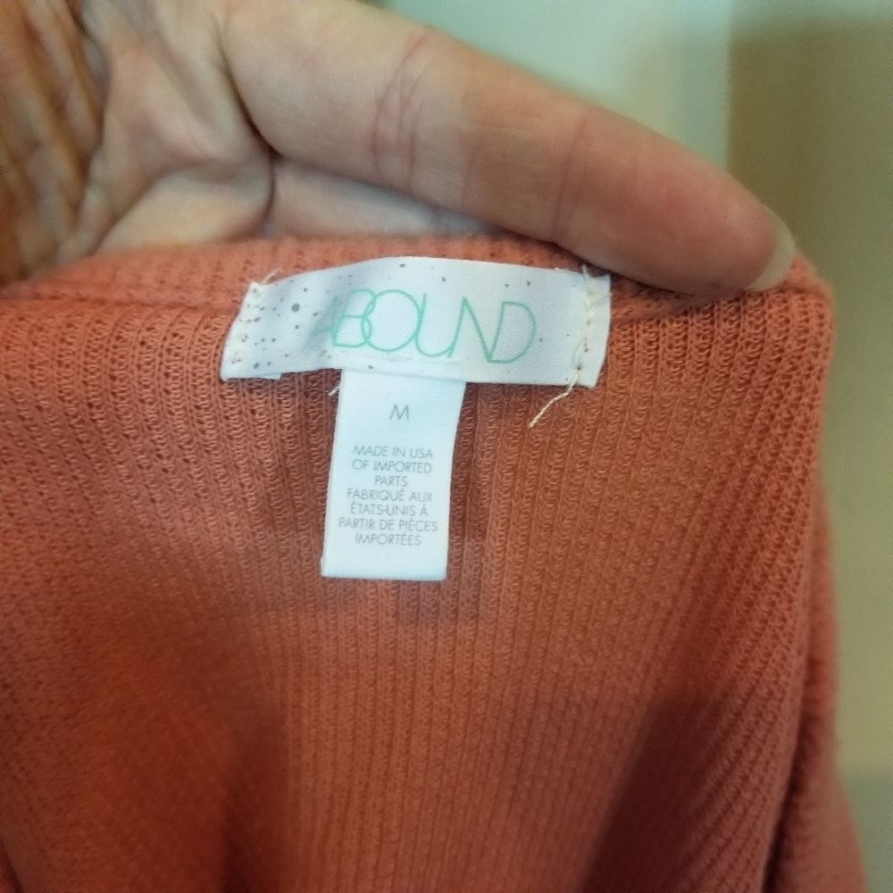 5/$25 Summer Sale!!!‎ Abound Coral Ruched Top Size Medium - Picture 5 of 5